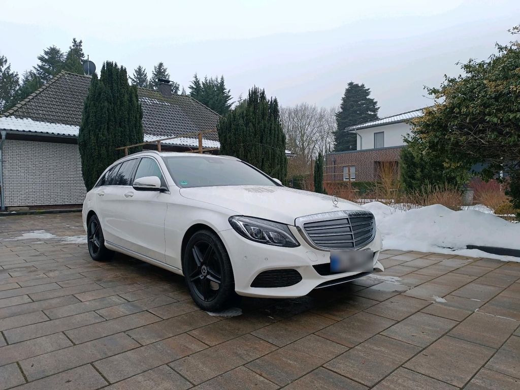 Image of Mercedes-Benz C 300