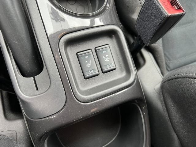 Fahrzeugabbildung Nissan Juke 1.6 Enigma 4x2 *Allwetter*360°*Sitzh.