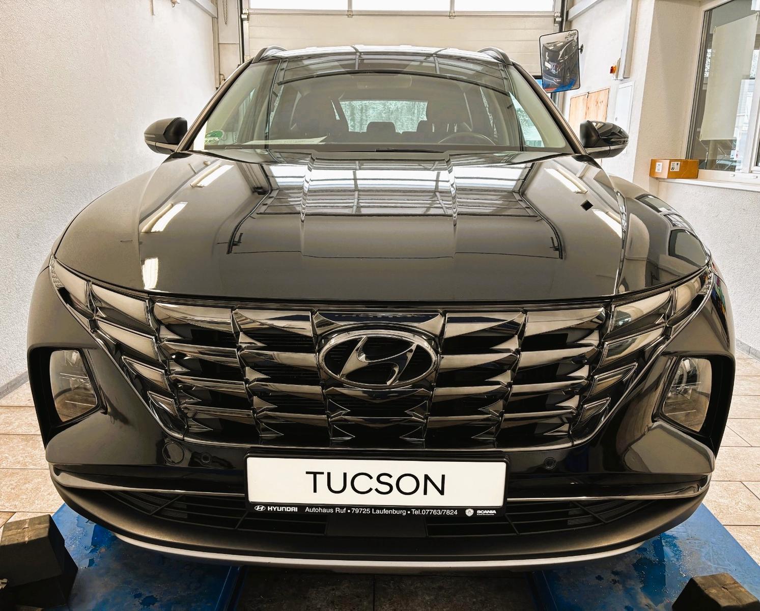 Hyundai Tucson Trend Hybrid 2WD