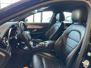 Mercedes-Benz C 200 CGI *LED*NAVI*PDC*LEDER*AMG*