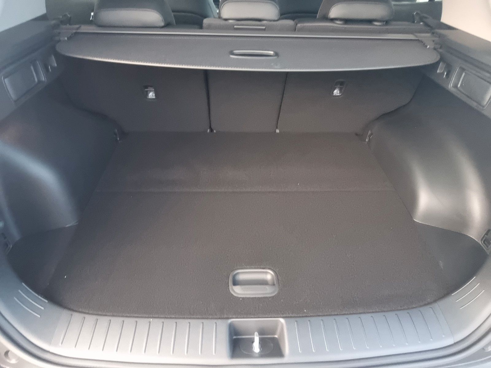 Fahrzeugabbildung Kia SPORTAGE 1.6T 48V 2WD DCT VIS KOM