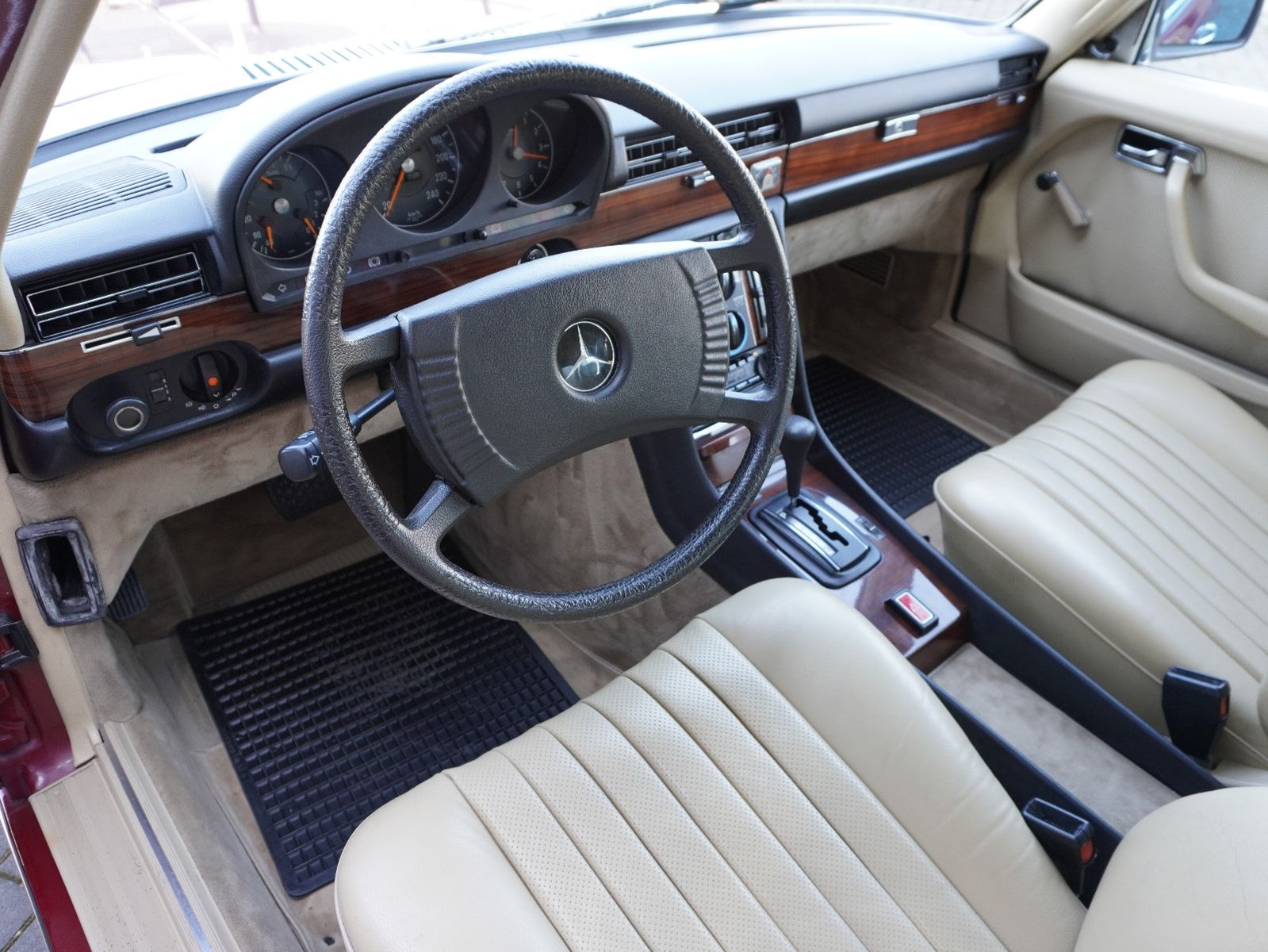 Fahrzeugabbildung Mercedes-Benz 280 SE W 116 *50 TKM*