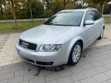 Audi A4 1.9 TDI AVF 130PS 6Gang 2x S-line ... - Audi A4 aus 2004: Line