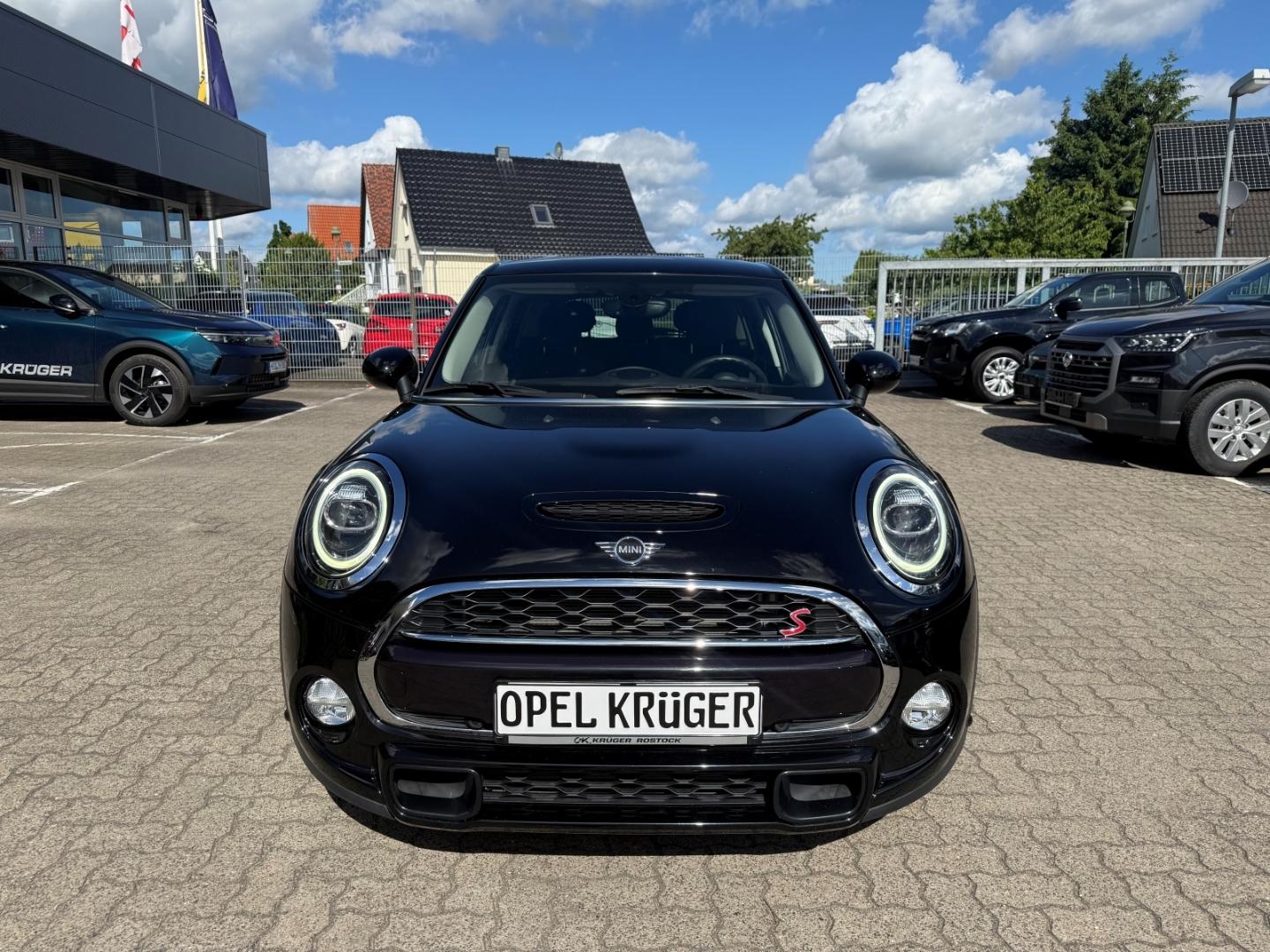 MINI Cooper S LED + Sitzh. + Pano + Bluetooth