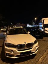 BMW X5 xDrive40d - Top gepflegt! Kein Wartungsstau! - BMW X5 in Oberhausen