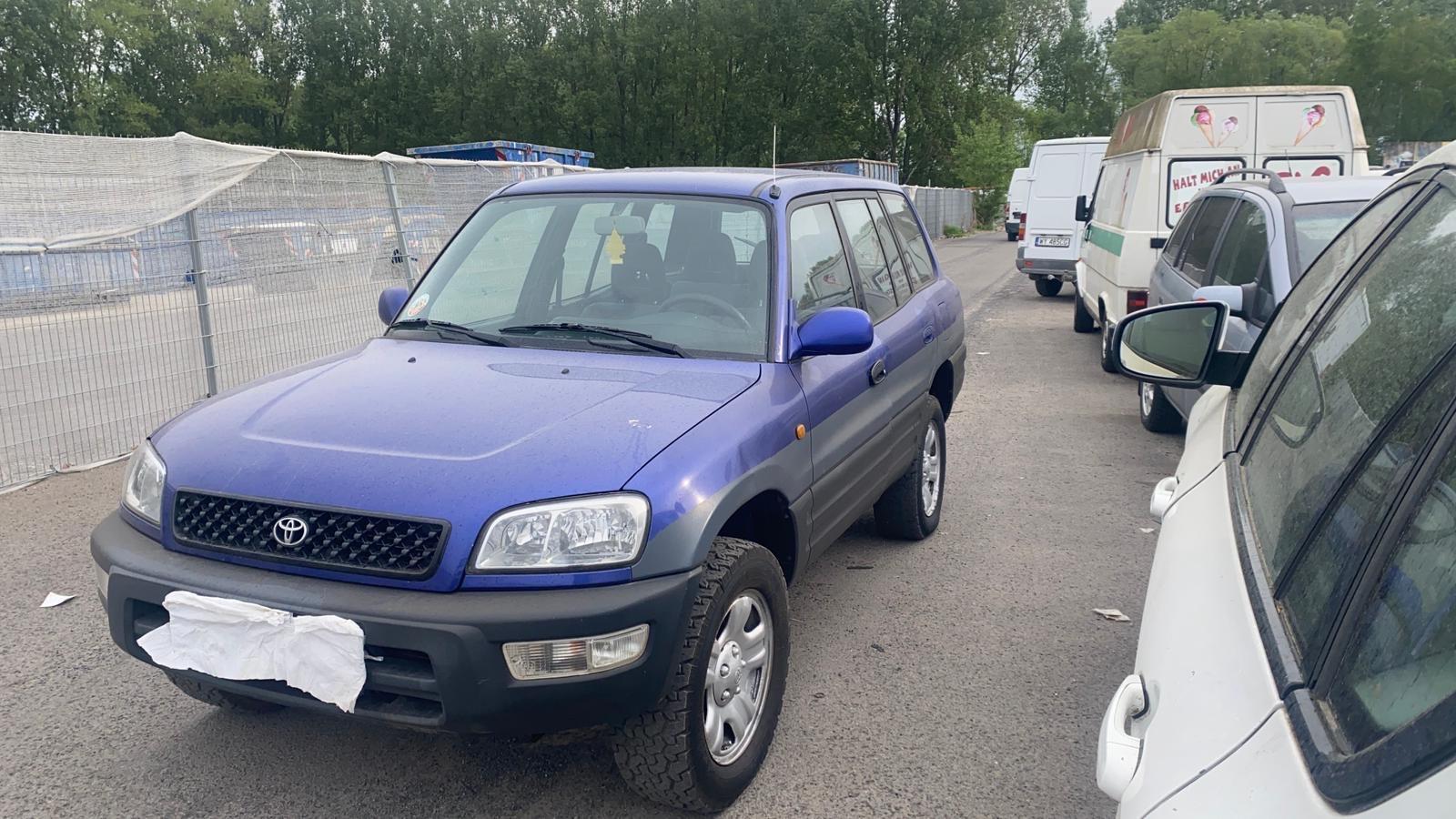 Toyota RAV 4 Fun Allrad 4X4 mit AC