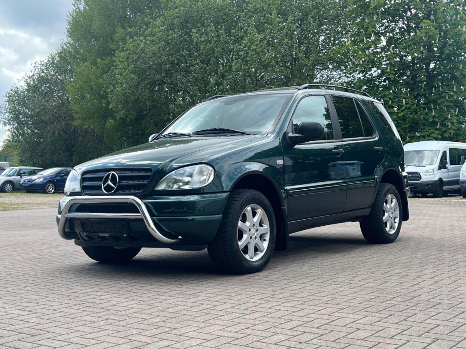 Mercedes-Benz ML 320 3.2 /AHK/KLIMA/SITZH/TEMPO