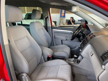Volkswagen Touran Highline Aut.*1.Hand*TÜV NEU*7 Sitze*AHK*