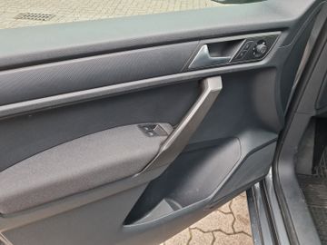 Fahrzeugabbildung Volkswagen Caddy 2.0 TDI Trendline PDC App Connect Klima
