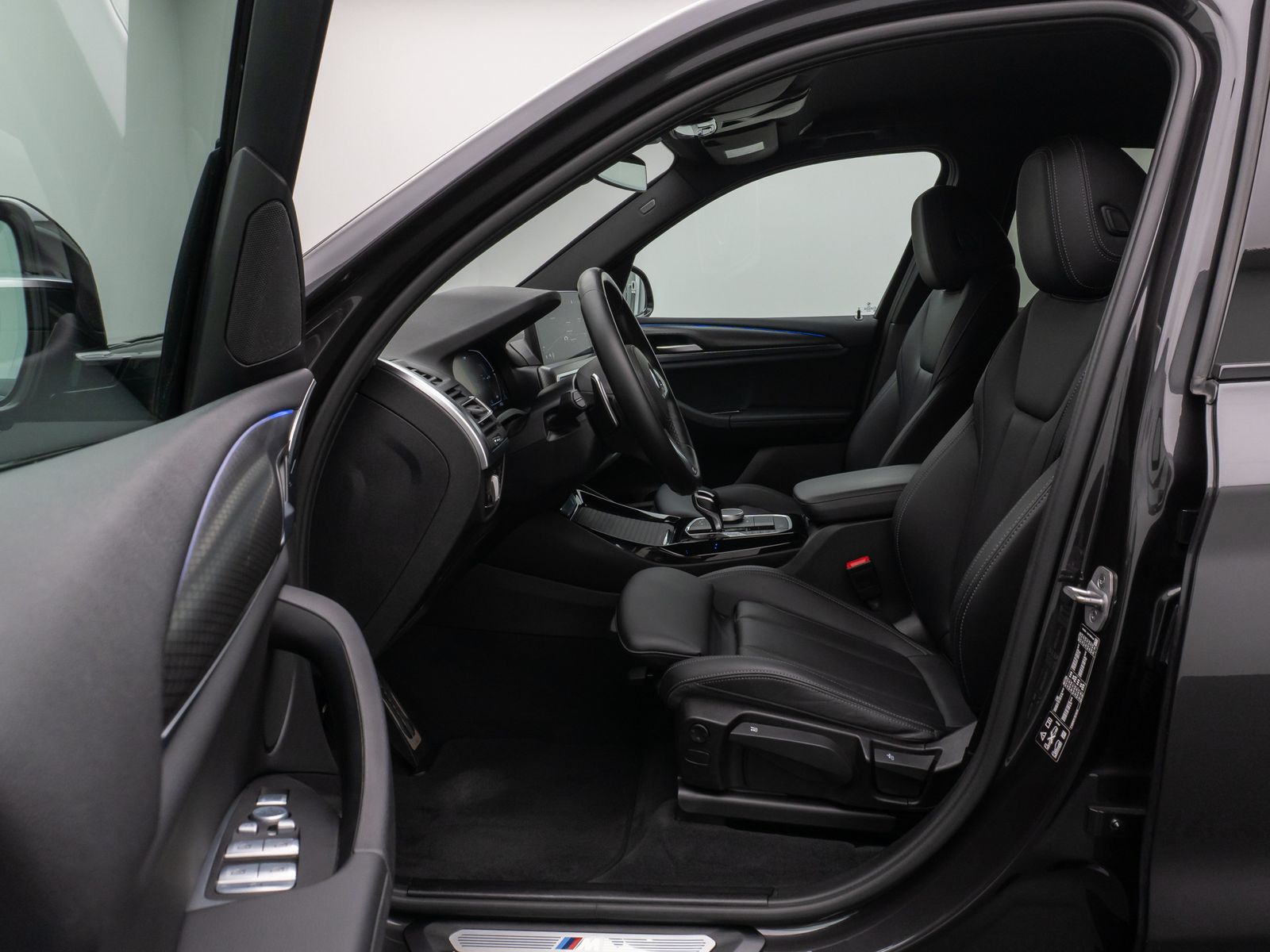 Fahrzeugabbildung BMW X3 xD20d  M Sport Kamera DAB HiFi Komfort 19Zoll