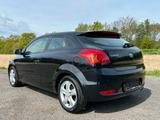 Kia cee'd / Ceed 1.6 CVVT Klimaauto. PDC Sitzheizung - Kia Gebrauchtwagen von 2011