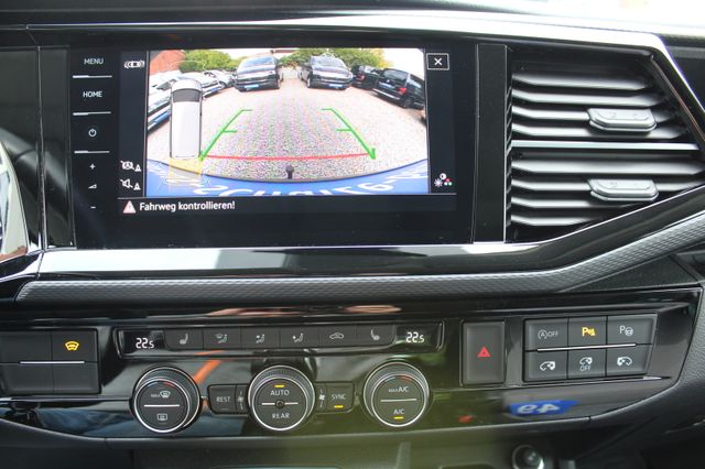 Volkswagen T6.1 Multivan Highline DSG 4Motion AHK Standhzg