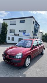 Renault Clio Dynamique 1.4 16V Automatik TÜV NEU - gebrauchte Renault Clio aus dem Jahr 2003
