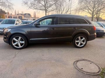 Audi Q7 - 12