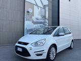 Ford S-Max 2.0 TDCi 163CV Powershift New Titaniu - Ford S-Max mit Halbautomatikschaltung