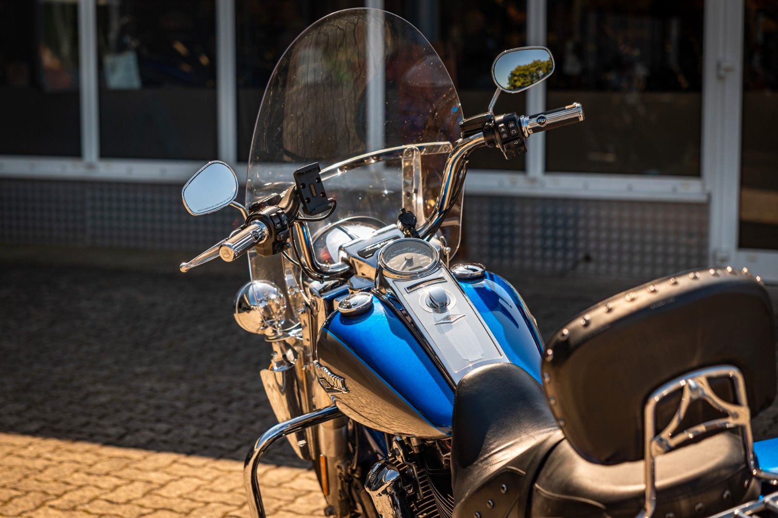 Fahrzeugabbildung Harley-Davidson FLHRC Road King Classic 107 cui -Screamin Eagle-