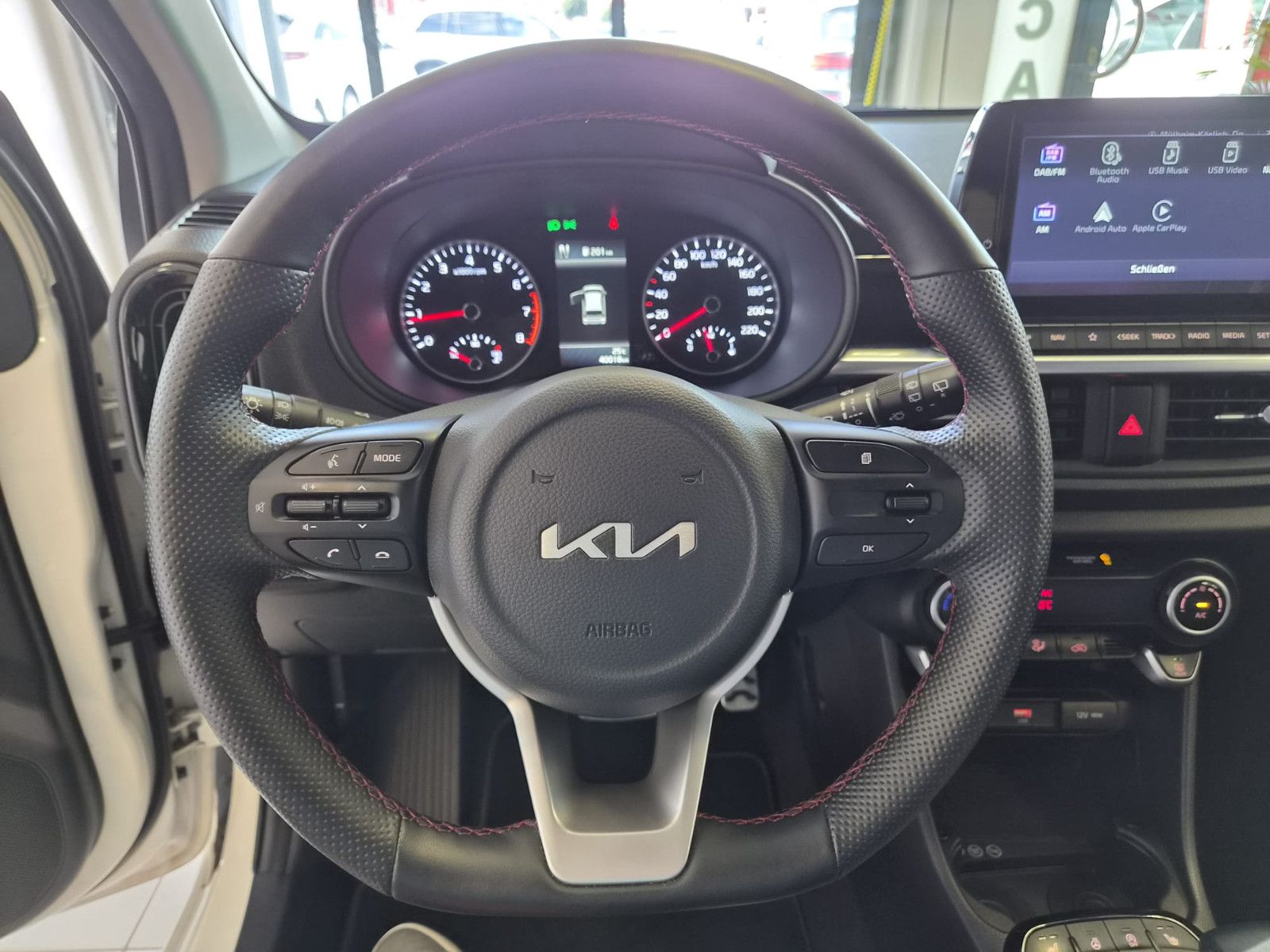Fahrzeugabbildung Kia Picanto GT-Line / 1. Hand / KAMERA / LEDER