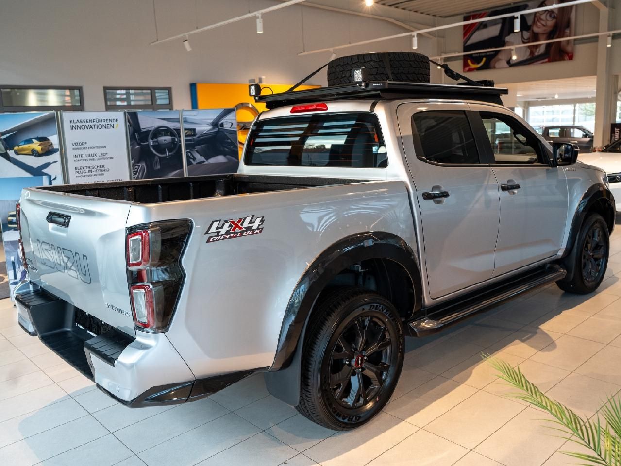 Fahrzeugabbildung Isuzu D-Max Double Cab 4WD V-CROSS