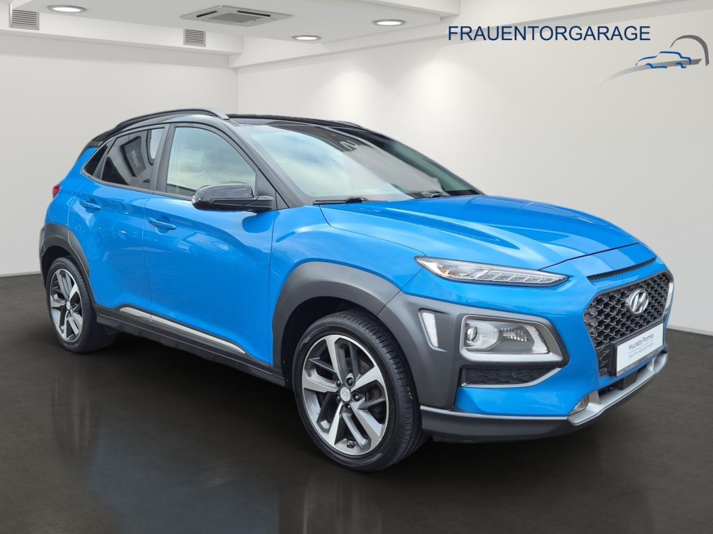 Fahrzeugabbildung Hyundai KONA Premium 2WD HUD LED Klimaautom DAB SHZ Lenk