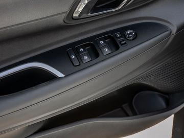 Hyundai Bayon 1.0 Trend 2WD Fernlicht-Assistent Kamera