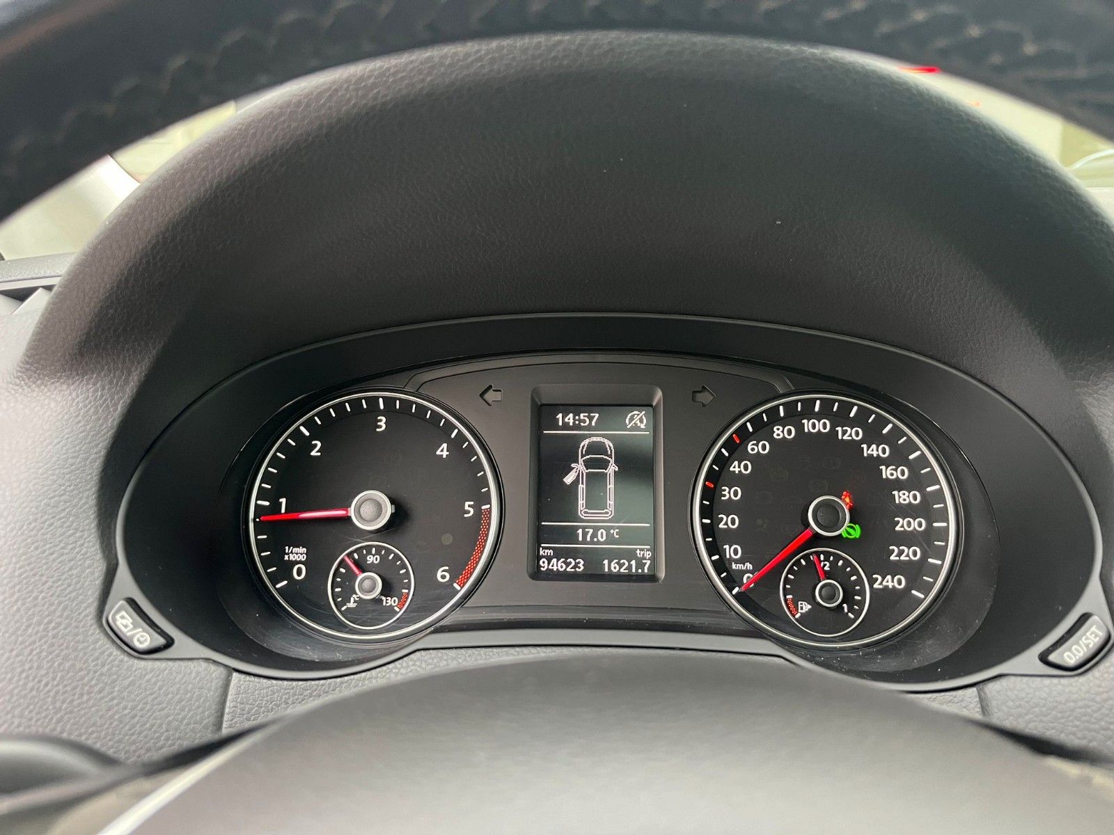 Fahrzeugabbildung Volkswagen Sharan 2.0TDI Join 7.Sitzer*Pano*AHK*8x bereift*