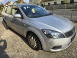 Kia cee'd / Ceed Sporty Wagon 1.4 CVVT 90 PS Spi... - Kia aus 2010: Kombi, Cee D