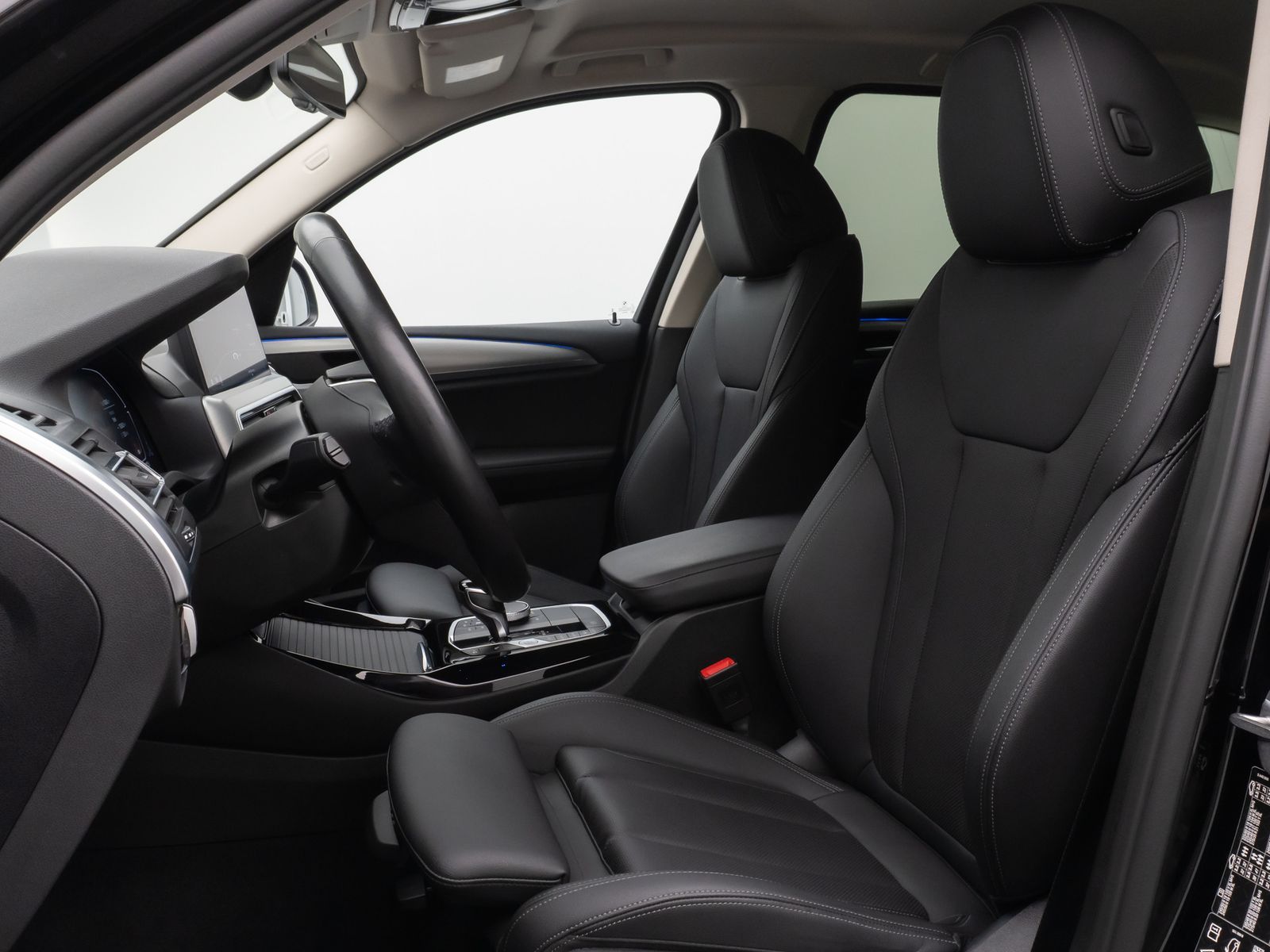 Fahrzeugabbildung BMW X3 xD20d KameraDAB HiFi Leder Alarm Sport 18Zoll