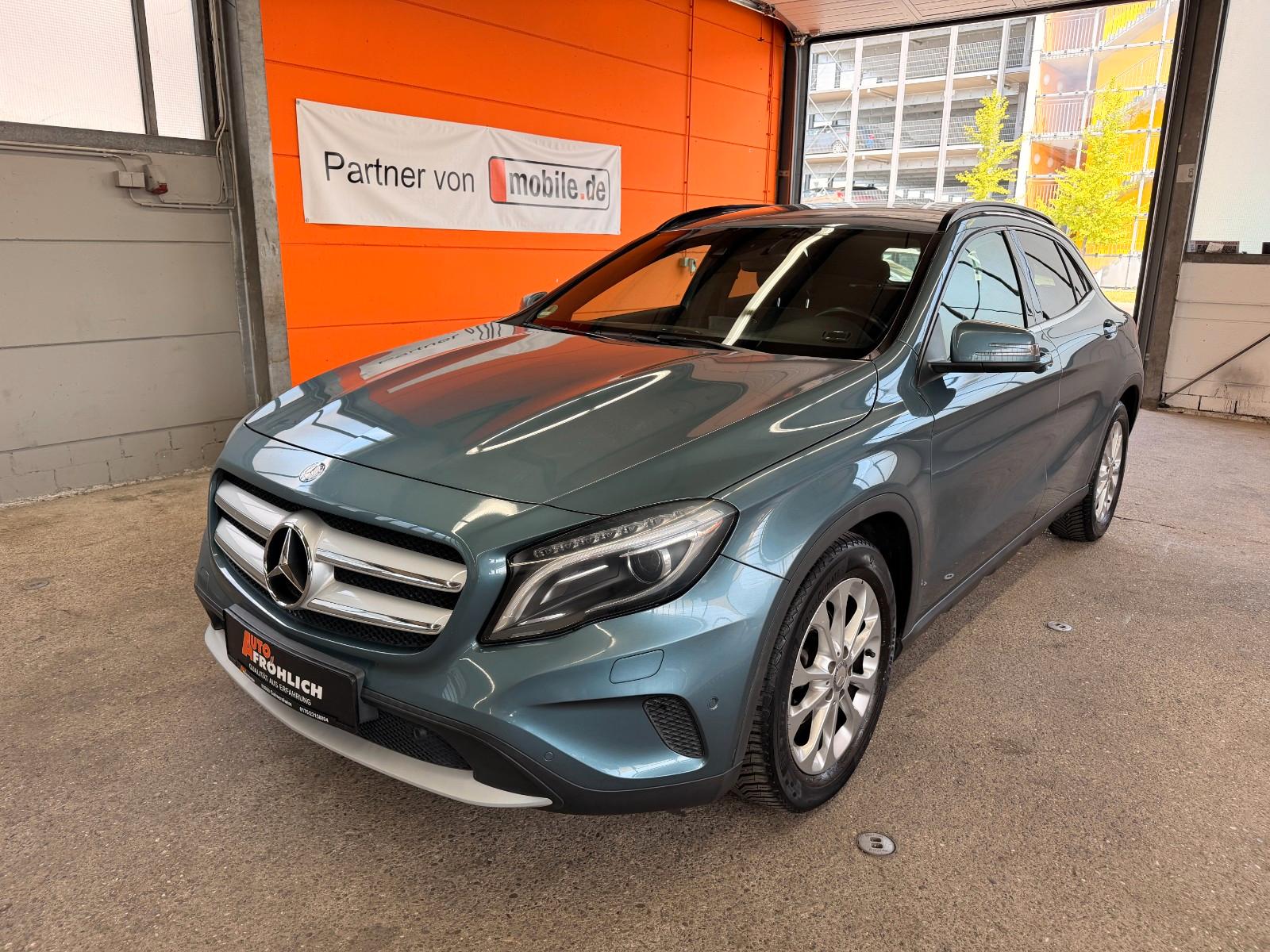 Mercedes-Benz GLA 200