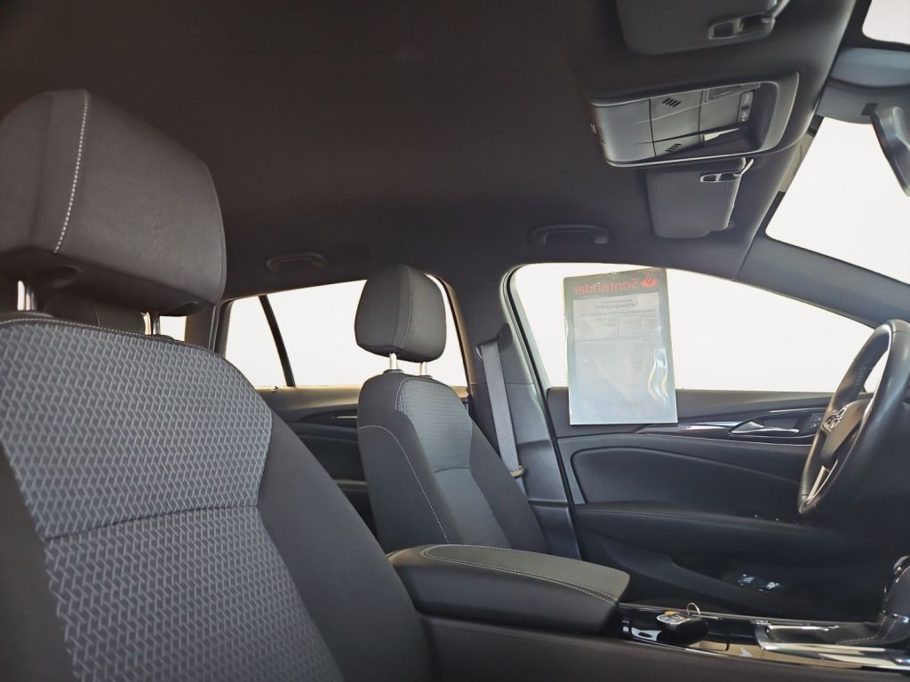 Fahrzeugabbildung Opel Insignia Sports Tourer 2.0 Diesel Aut. Elegance