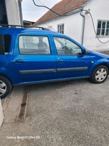Dacia Ich verkaufe einen Dacia Logan 1.5 dci mit... - Dacia Logan mit Diesel-Antrieb: 1.5