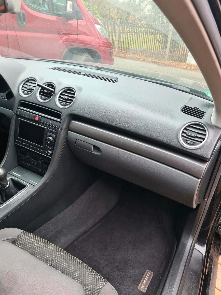 Seat Exeo 2013 — photo 15