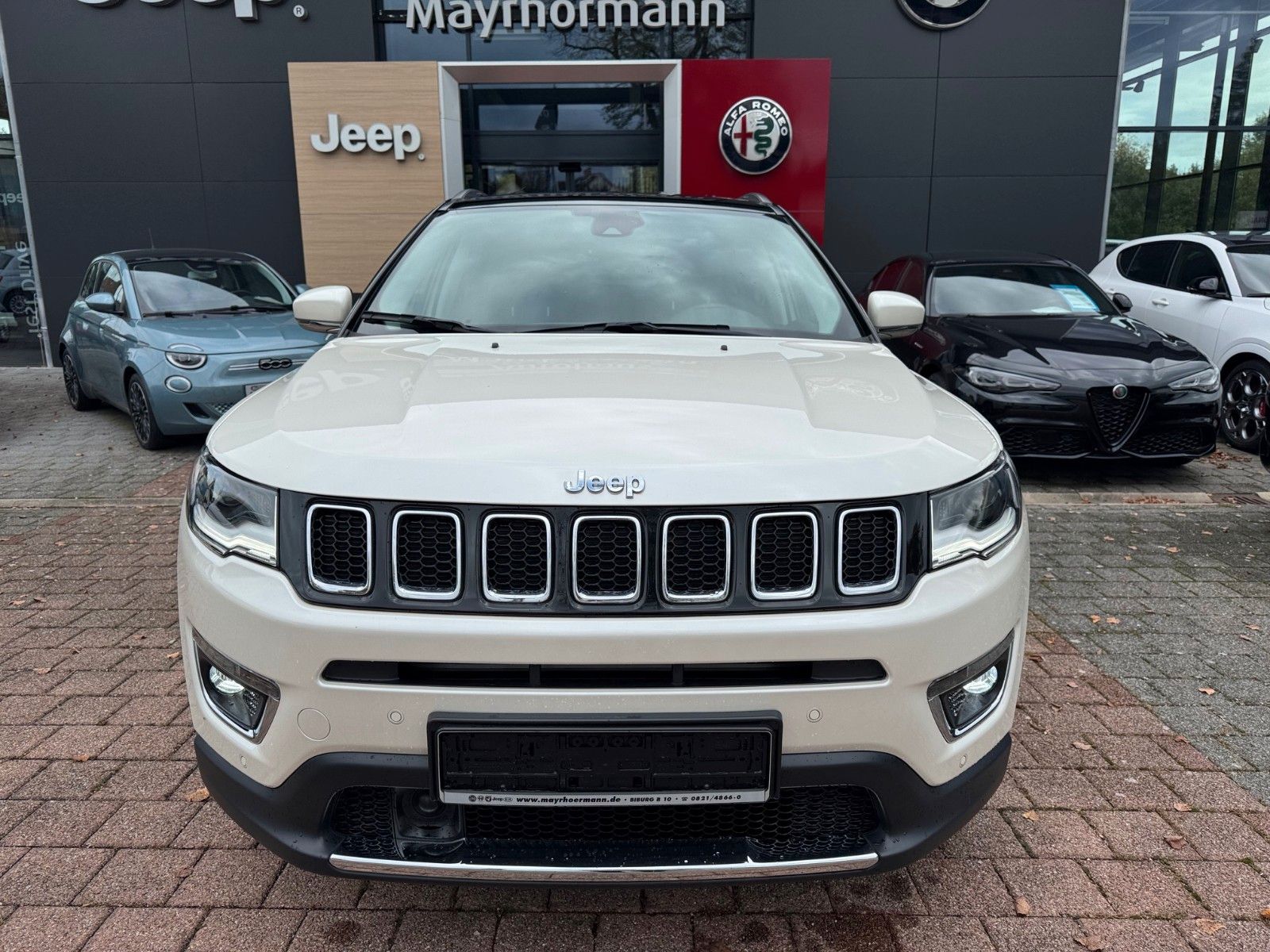 Fahrzeugabbildung Jeep Compass Limited 1,4L 4x4 NAVI BEATS KAMERA AHK