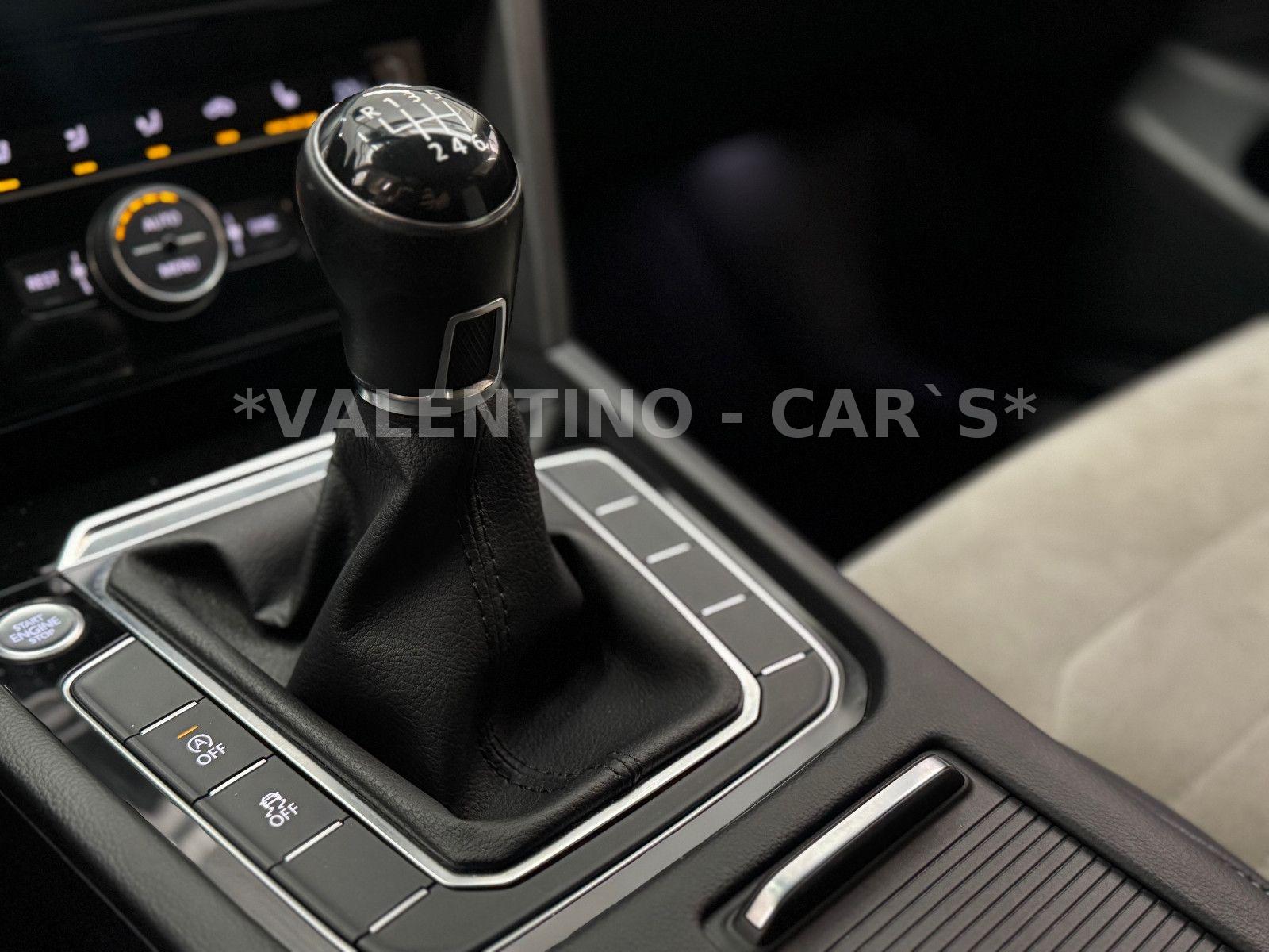 Volkswagen Passat Variant Highline Navi/Shz/ACC/Ahk/Kamera