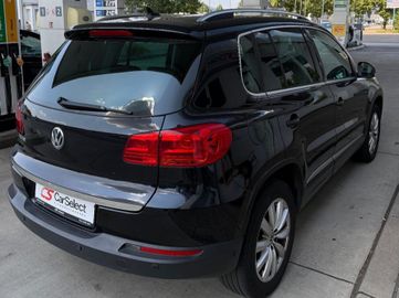 Volkswagen Tiguan - 5