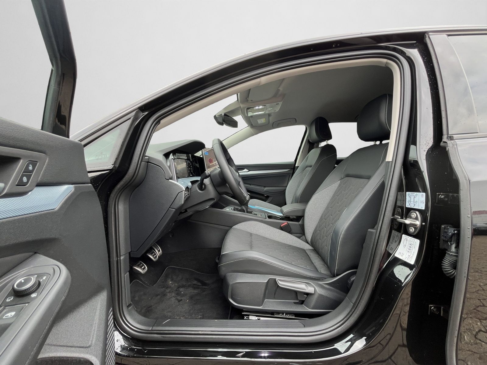 Volkswagen Golf - Bild 13