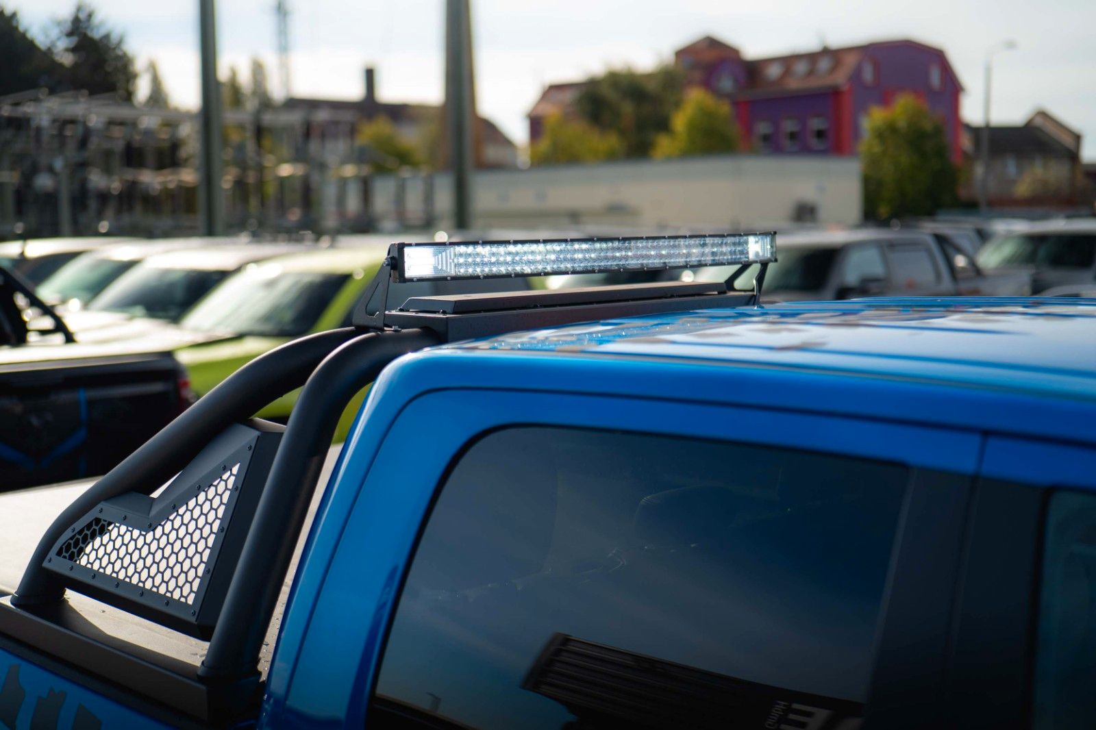 Fahrzeugabbildung Dodge RAM 5.7 V8 HEMI 4x4 OFFROAD Night-Paket *LED*