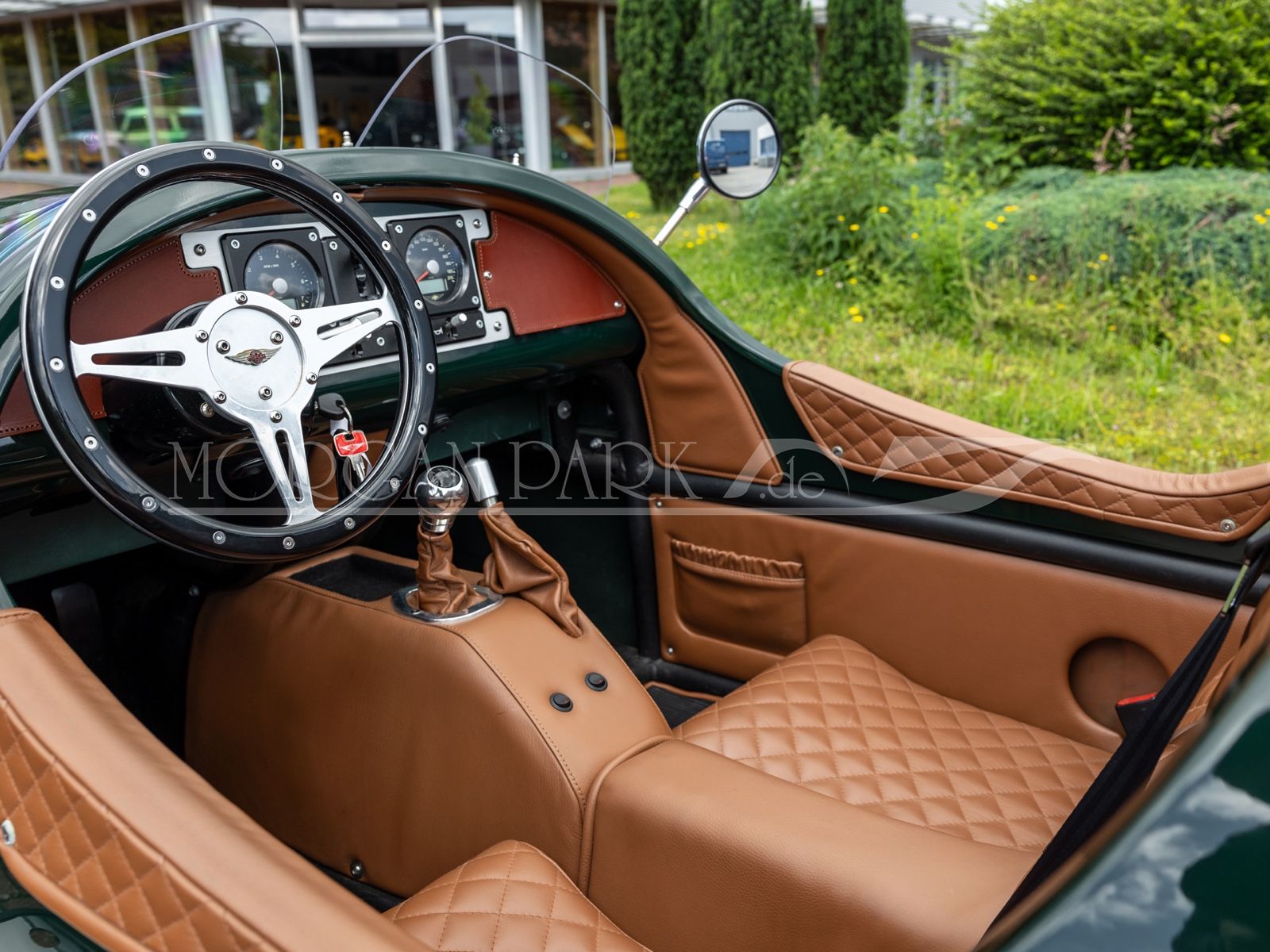 Fahrzeugabbildung Morgan 3 Wheeler *Sport Green / Honey / 110 Years*