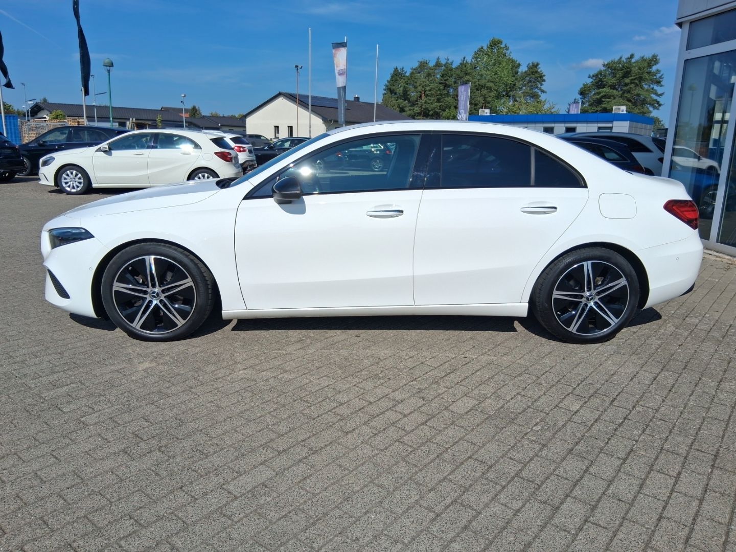 Mercedes-Benz A 200 d Progressive Kamera LED Night Paket MBUX foto 2