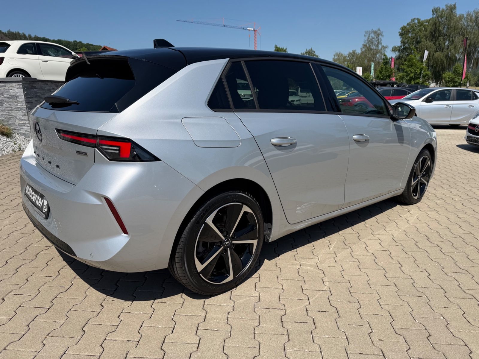 Fahrzeugabbildung Opel Astra 1.6 Hybrid°180 PS°GS Line°Kamera°Leder°LED
