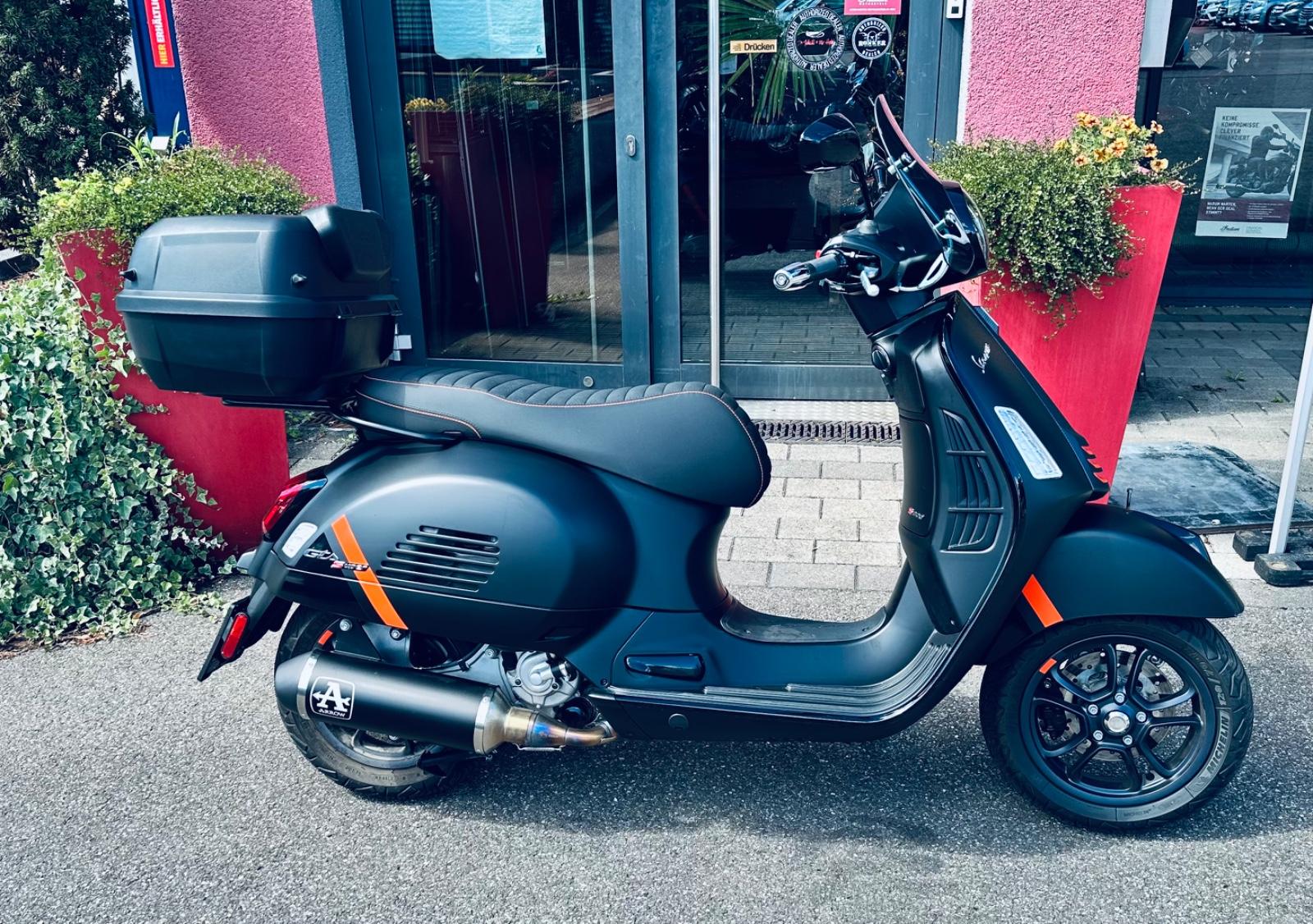 Vespa GTS 300