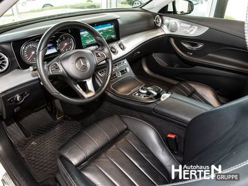 Mercedes E 220 - 5