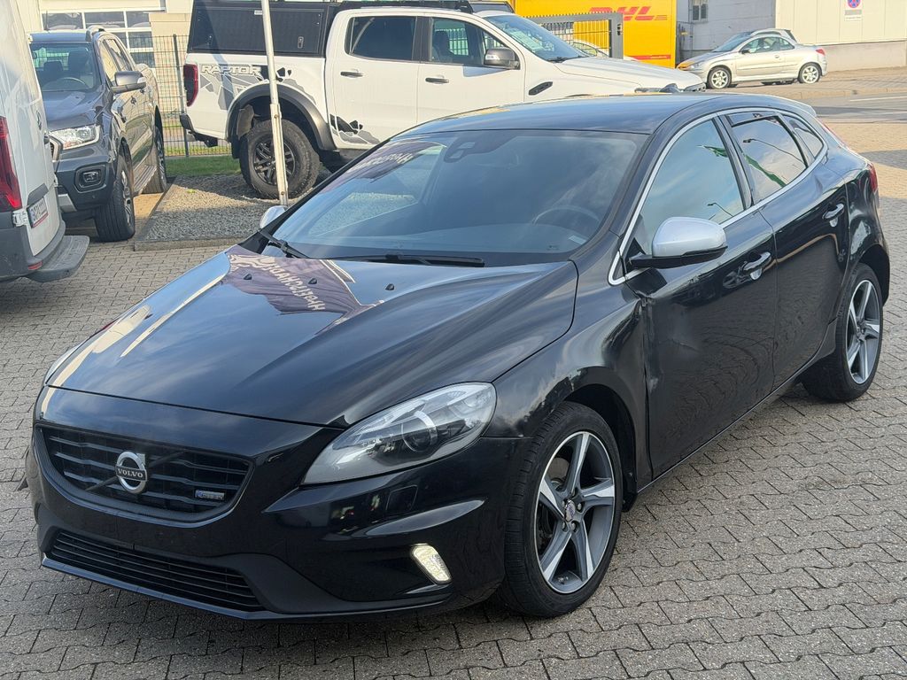 Angebot ansehen Volvo V40
