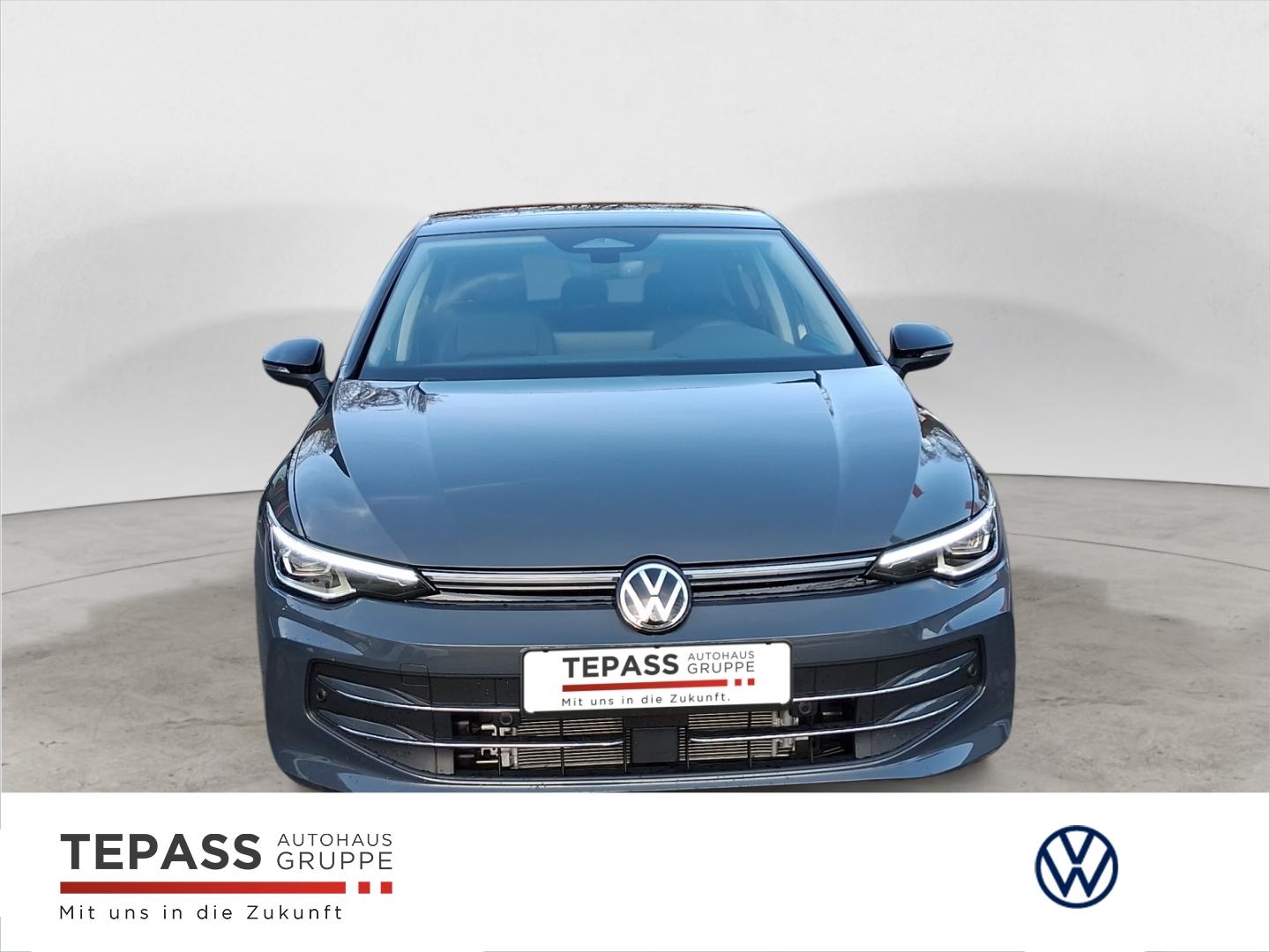 Volkswagen Golf 1.5 l eTSI Energy PANO AHK GJR, миниатюра 2