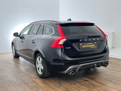 VOLVO V60 D4 AWD/ R-DESIGN / GARANTIE / BUSINESS VOLVO V60 D4 AWD/ R-DESIGN / GARANTIE / BUSINESS