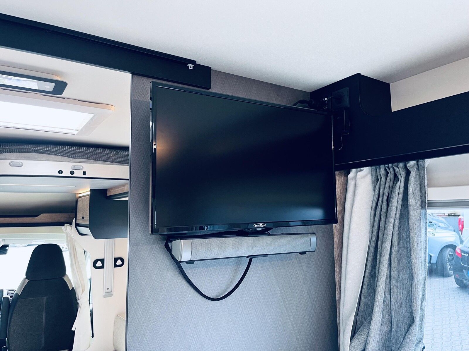 Fahrzeugabbildung XGO Dynamic 98P Modell 2027