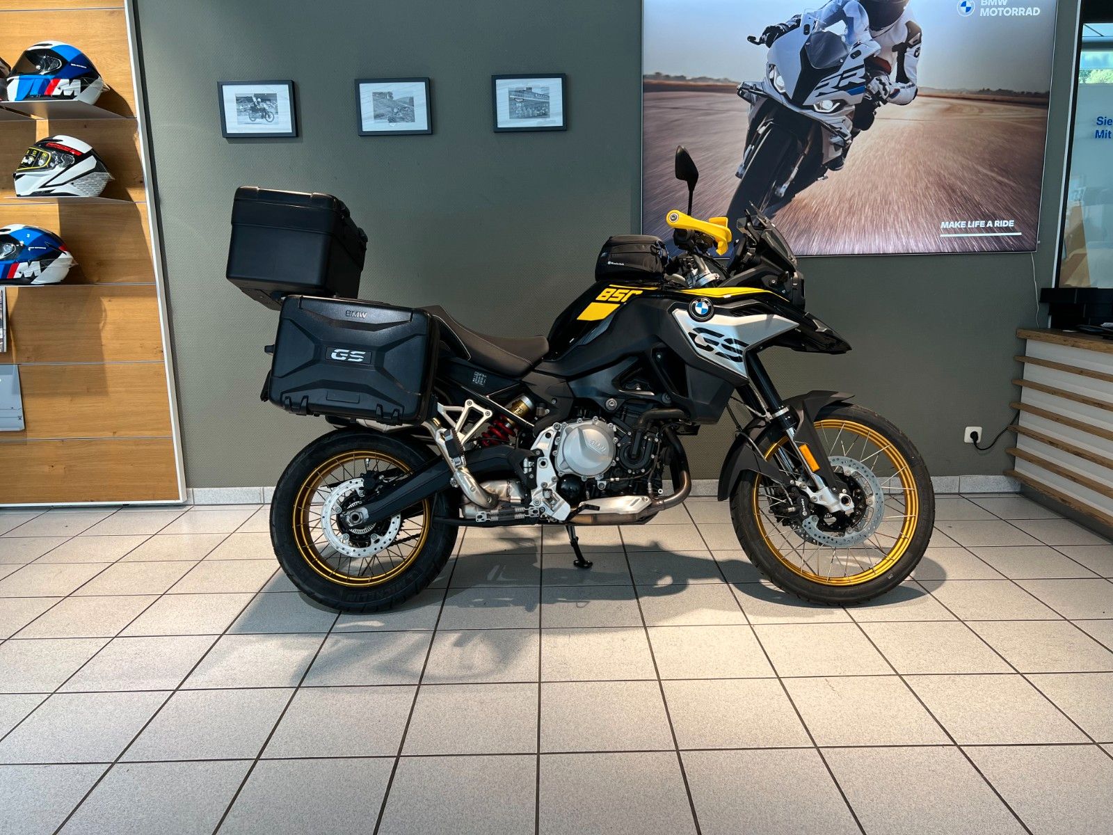 Fahrzeugabbildung BMW F850 GS 40 Years Edition / 1.302 KM !