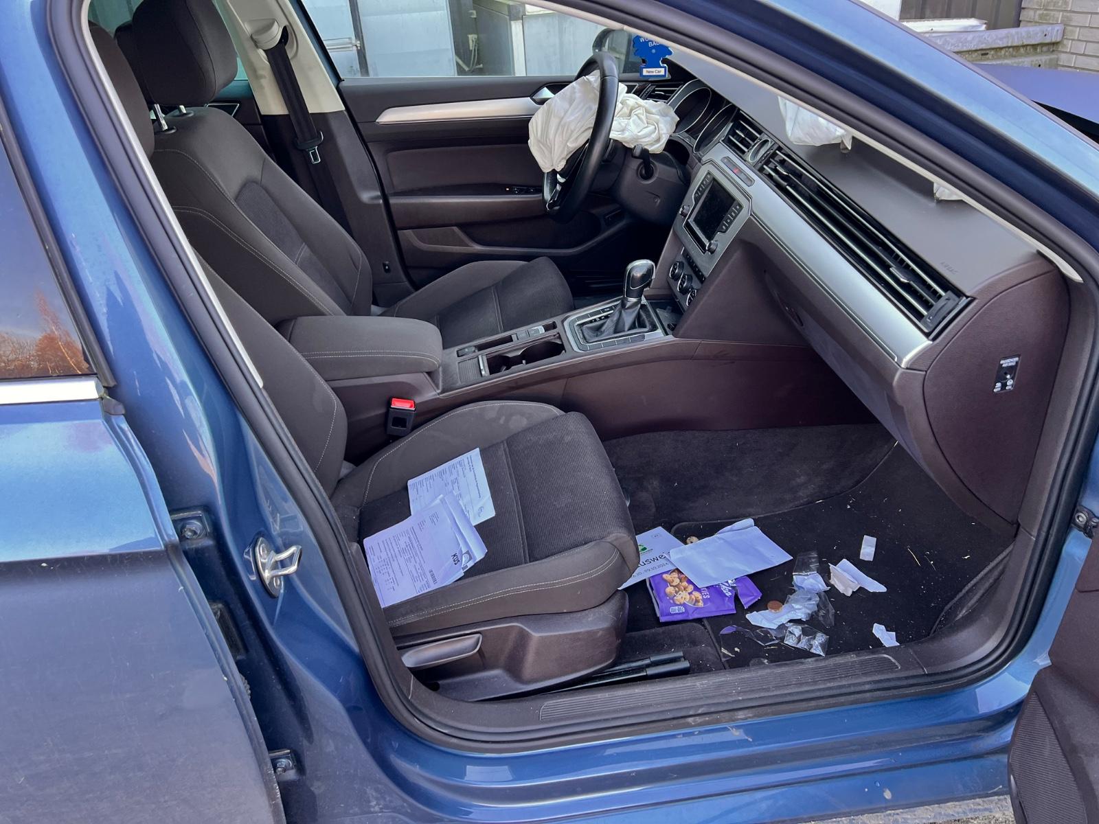 Volkswagen Passat 2014 — photo 17