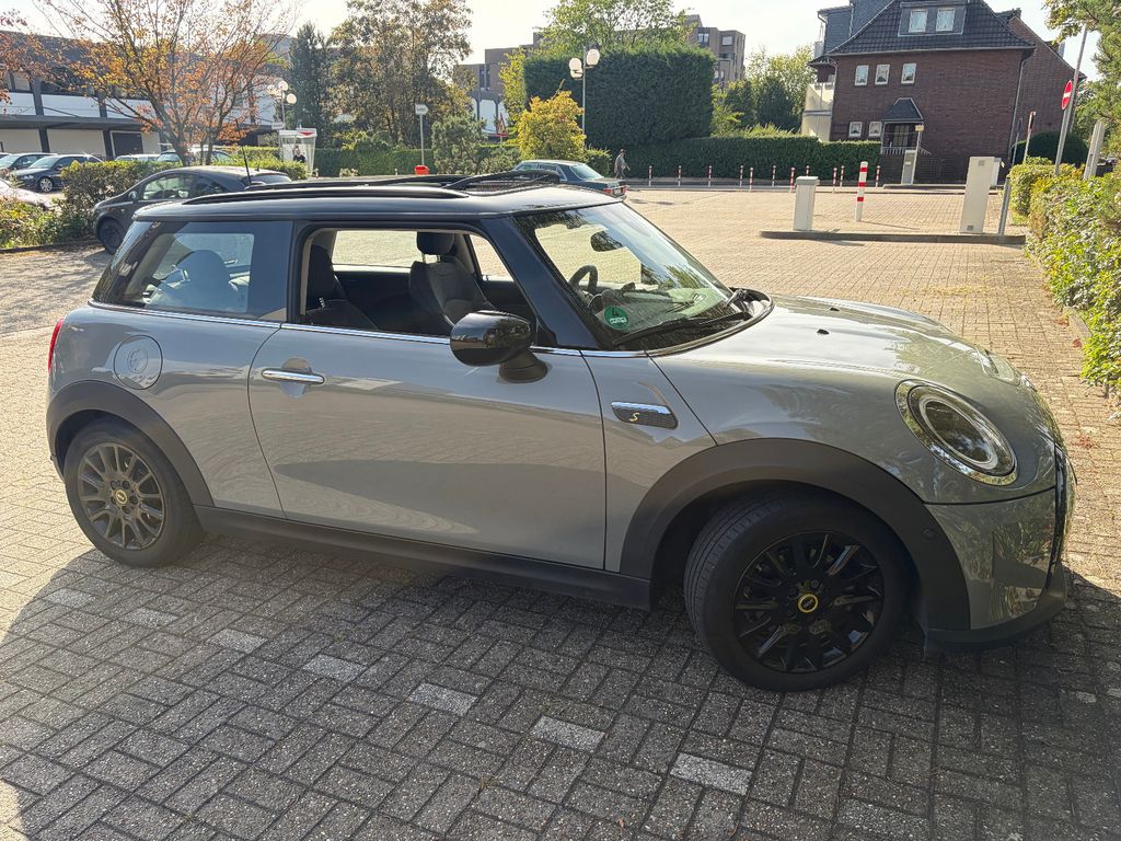 Image of MINI Cooper SE