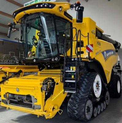 New Holland CR10.90