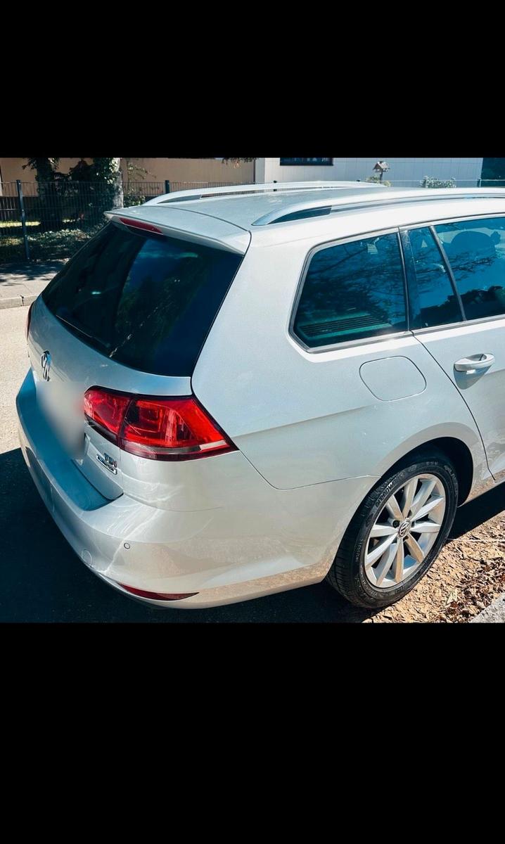 Volkswagen Golf 2015 — engine 116 HP (85kW)